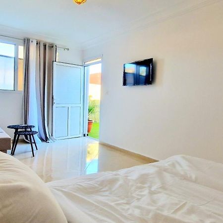 Beach Appartment Close To Marina 105 Sqm Agadir Buitenkant foto