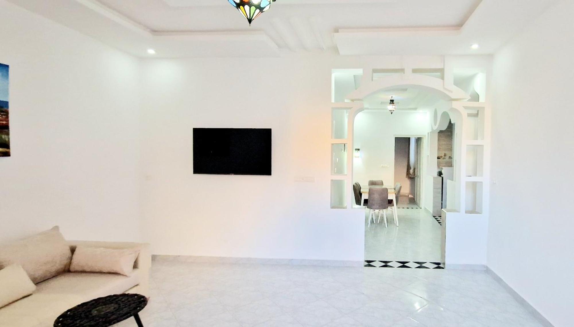 Beach Appartment Close To Marina 105 Sqm Agadir Buitenkant foto